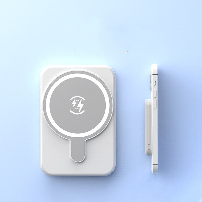 Portable Magnetic Fast Charging Power Bank with Wireless and Compact Design Phone - Image 6