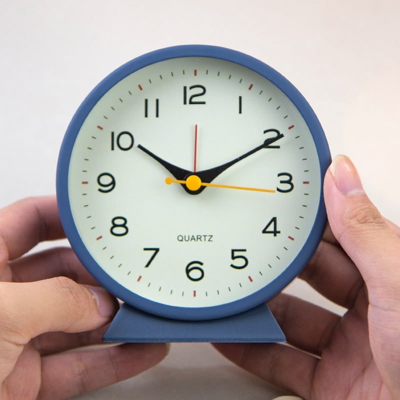 Retro Analog Alarm Clock with Battery Operation Non-Ticking Quartz Movement and Backlight - Image 11