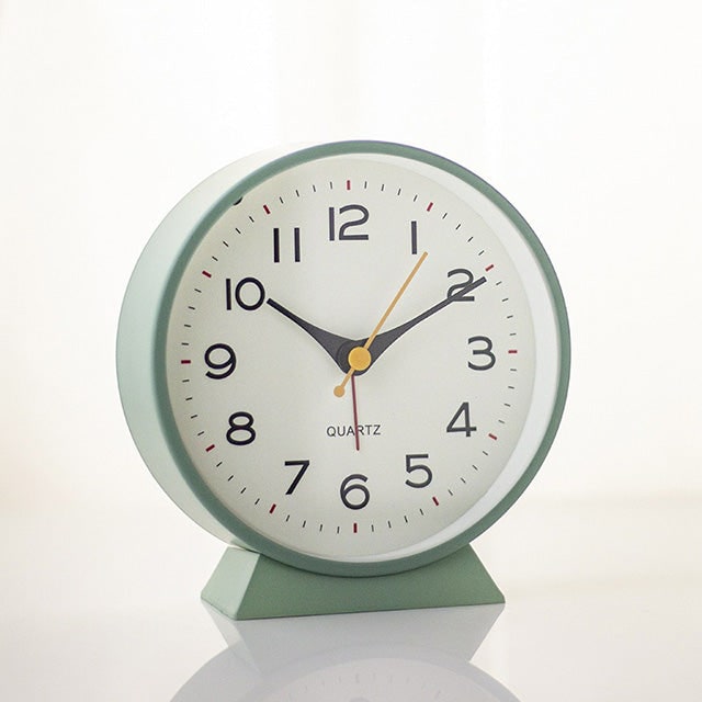 Retro Analog Alarm Clock with Battery Operation Non-Ticking Quartz Movement and Backlight - Image 16