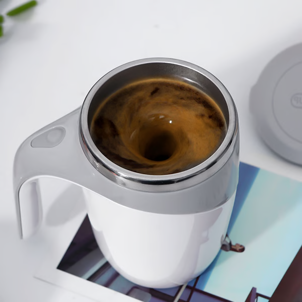 Self Stirring Mug with Automatic Magnetic Coffee Cup and Lid - Image 4