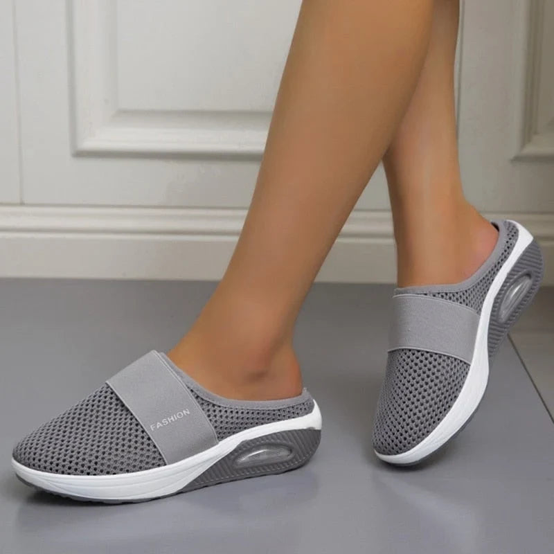 Slip-On Mule Sneakers with Air Cushion Platform and White Midsole - Image 2