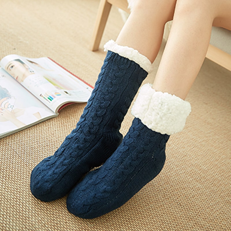 Wearable Blanket Hoodie Oversized Plush Fleece with Kangaroo Pocket and Hooded Collar - Image 5