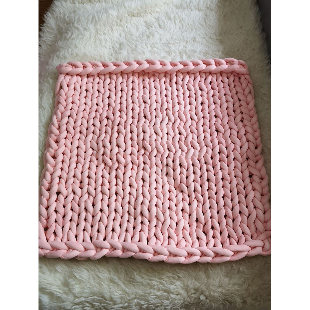 Weighted Chunky Knit Blanket with Hand-Woven Yarn and Braided Borders Finger Knitting - Image 3