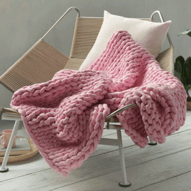 Weighted Chunky Knit Blanket with Hand-Woven Yarn and Braided Borders Finger Knitting - Image 5