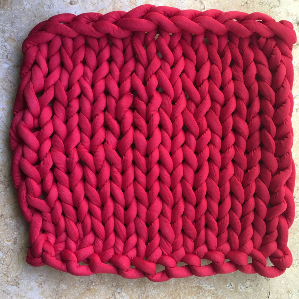 Weighted Chunky Knit Blanket with Hand-Woven Yarn and Braided Borders Finger Knitting - Image 9
