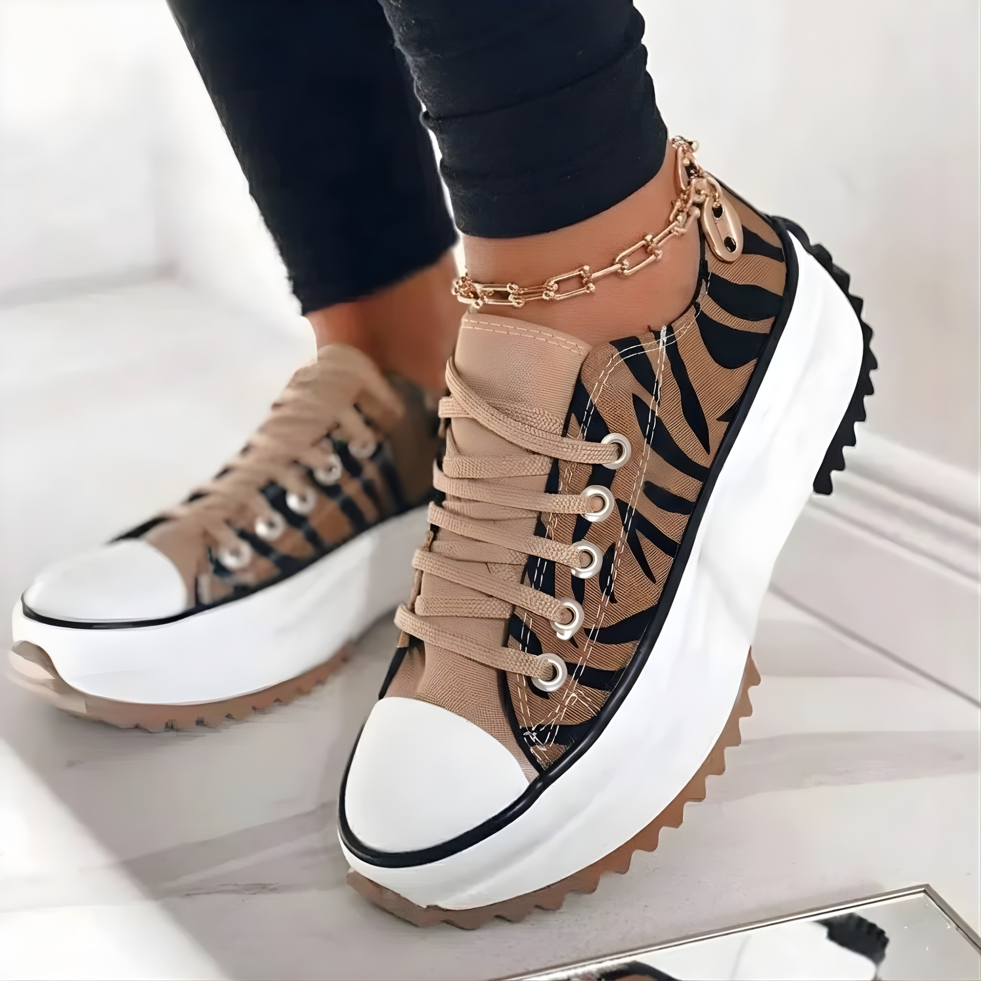 Women's Chunky Platform Canvas Lace-Up Trainers — detail view