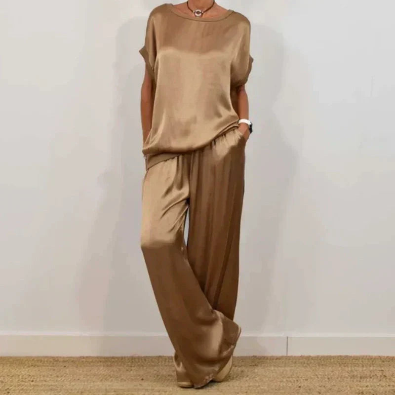 Women's Elegant Flowing Two-Piece Daywear Set — detail view