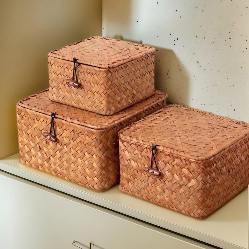 Women's Woven Basket with Lid and Seagrass Storage Laundry with Toggle Closure Wicker - Image 2
