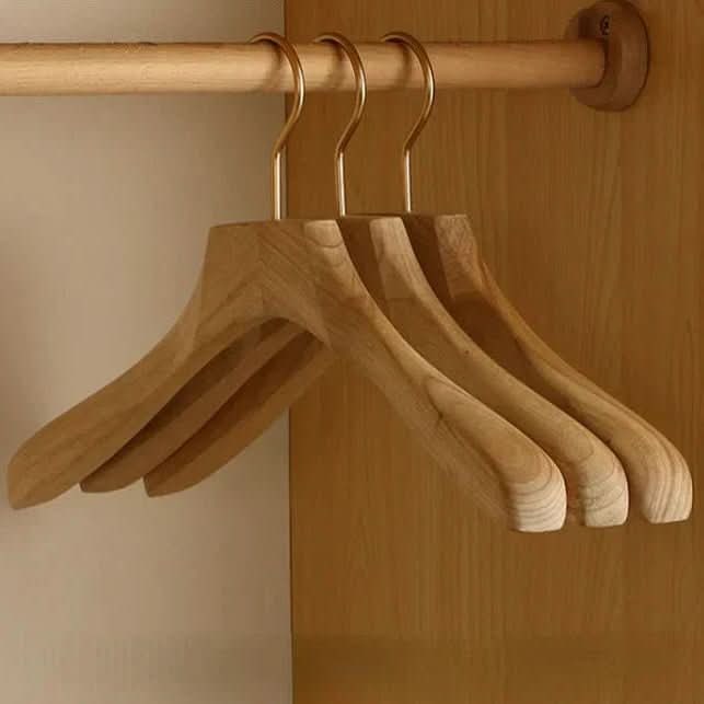 Wooden Clothes Hangers with Shoulders Metal Clips and Bar for Suits and Coats - Image 6